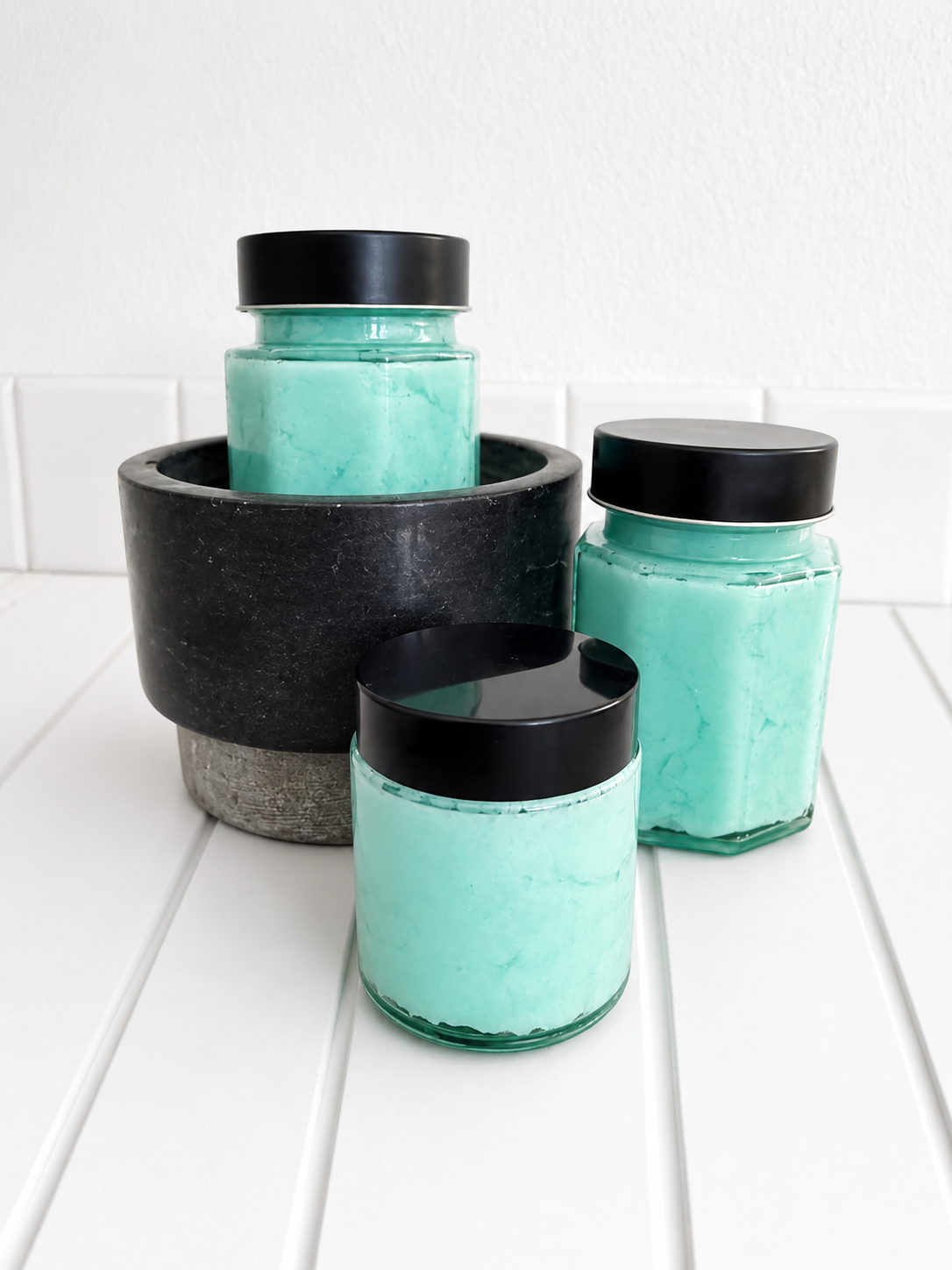 Golden Pistachio Foaming Whipped Sugar Scrub | Luxury Exfoliating Body Polish | Nouri